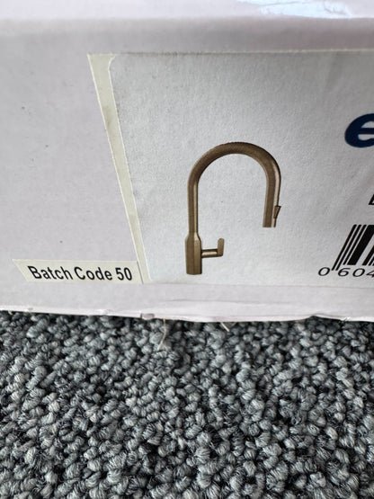 NEW Pull Out Hose Brass Kitchen Mixer Victoria plumbing tap factory AX4529