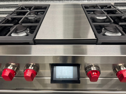 UNUSED Wolf ICBDF36450 36 inch dual fuel Range Cooker Oven Subzero BR4272
