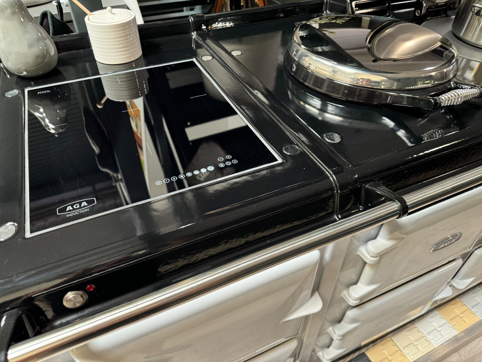 NEW UNUSED AGA eR7 Series 150 Electric Range Cooker Induction Hob Pearl Ashes
