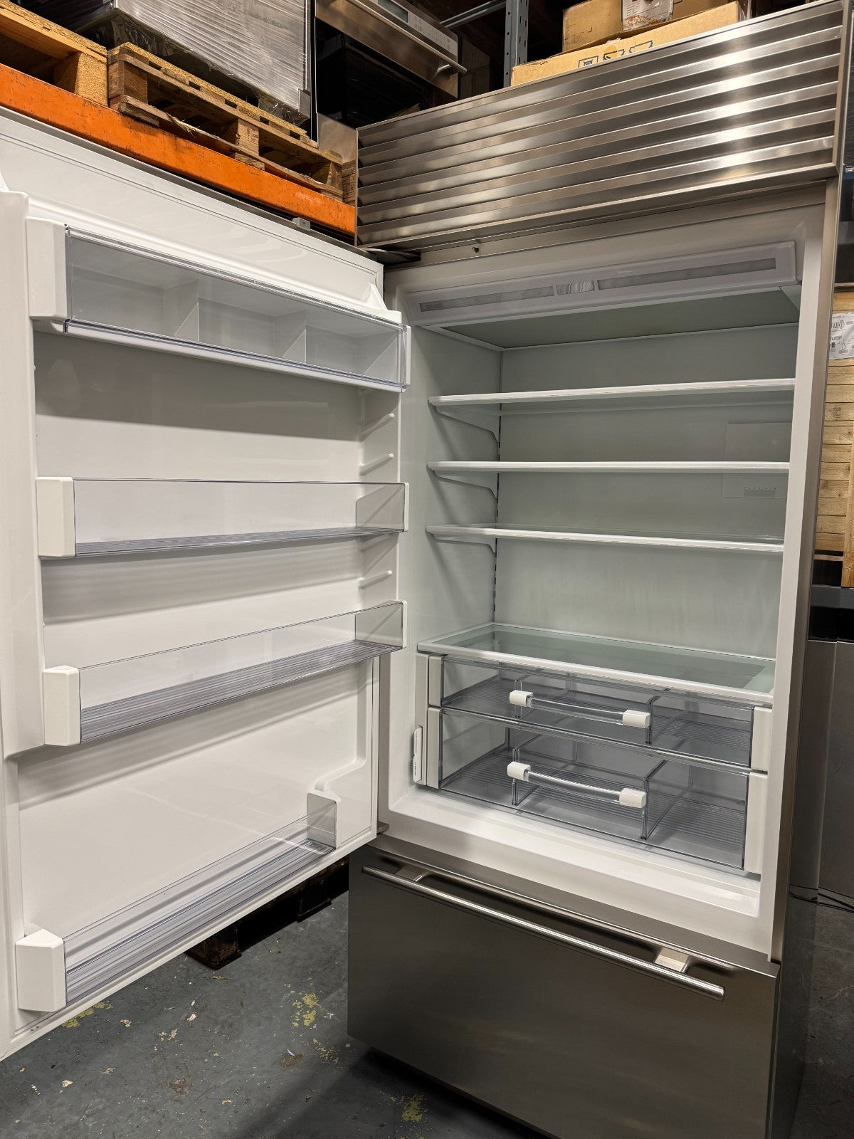 Sub-Zero ICBBI-36U/S/th Fridge Freezer 36 inch ICE subzero w/ Side panels BR4140