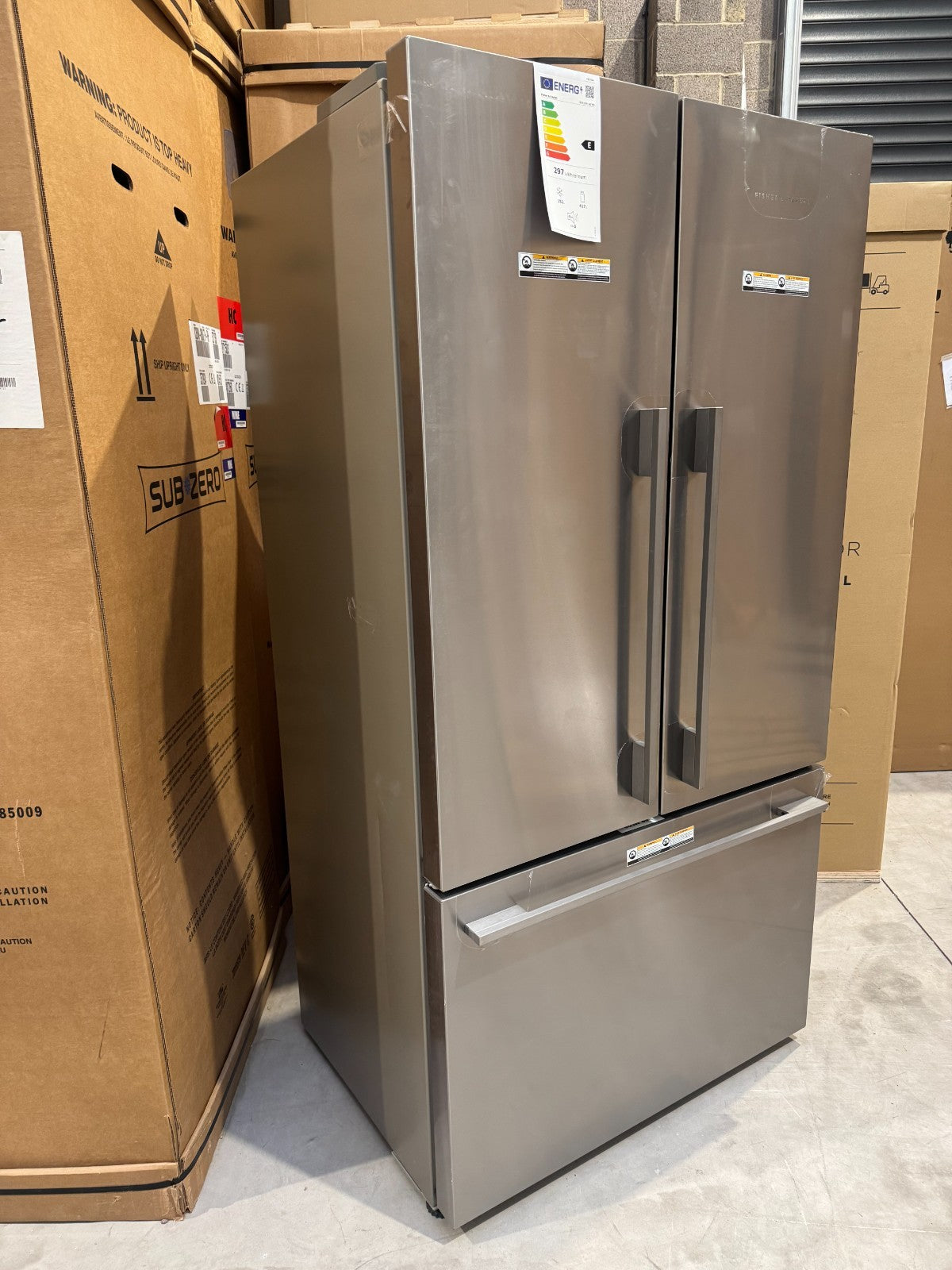 UNUSED Fisher & Paykel RF610ADX6 French Door Fridge Freezer BR4207