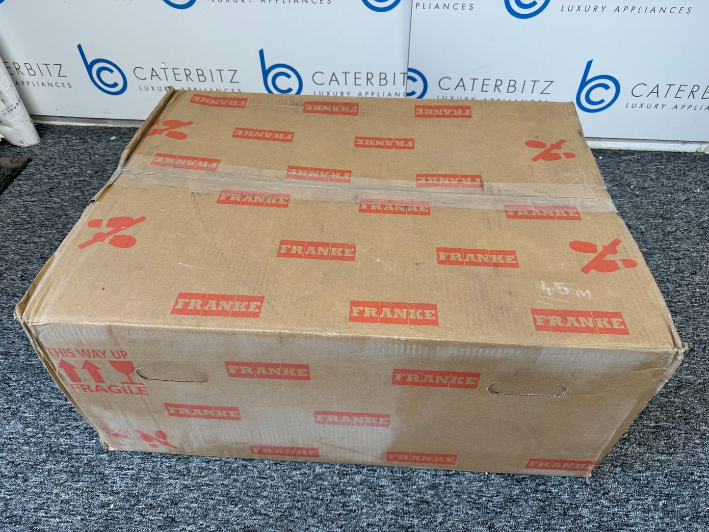 NEW Franke KNG 110 52 Kubus Fragranite Undermount Sink Black 125.0630.442 BR4245