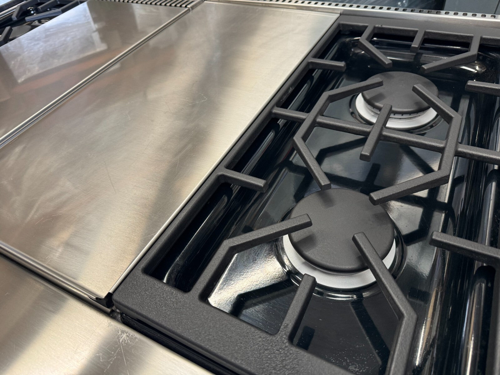 Wolf 48 inch dual fuel Range Cooker ICBDF484CG Double Oven Appliance Sub zero