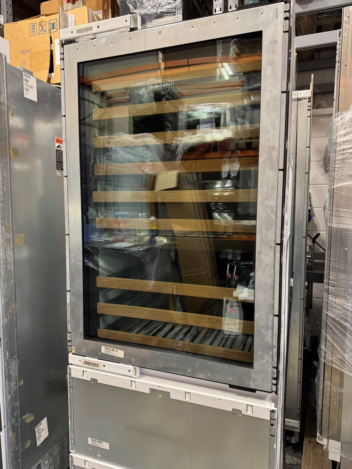 Ex Display Sub-Zero ICBIW-30R Wine Storage Fridge Cooler Integrated B34124