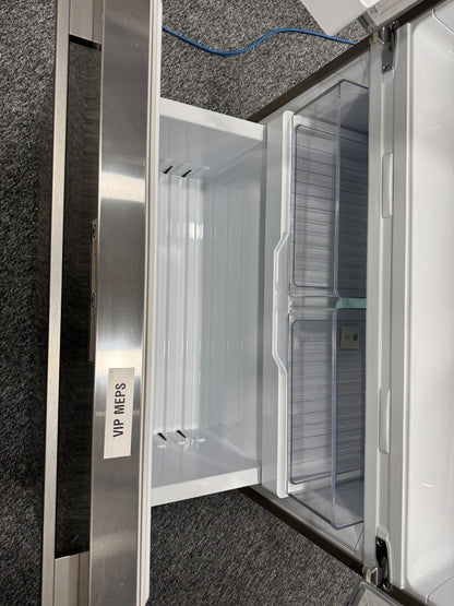 New Fisher & Paykel RF610ADX6 freestanding french door fridge freezer BR2238