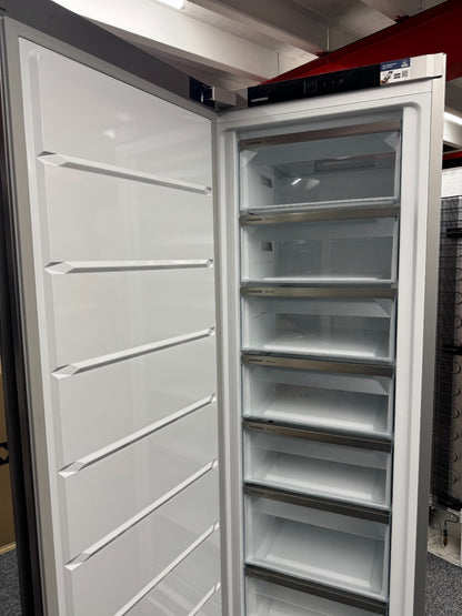 New Liebherr SFNsfe 5227 Column Freezer Freestanding frost free Silver BR2228
