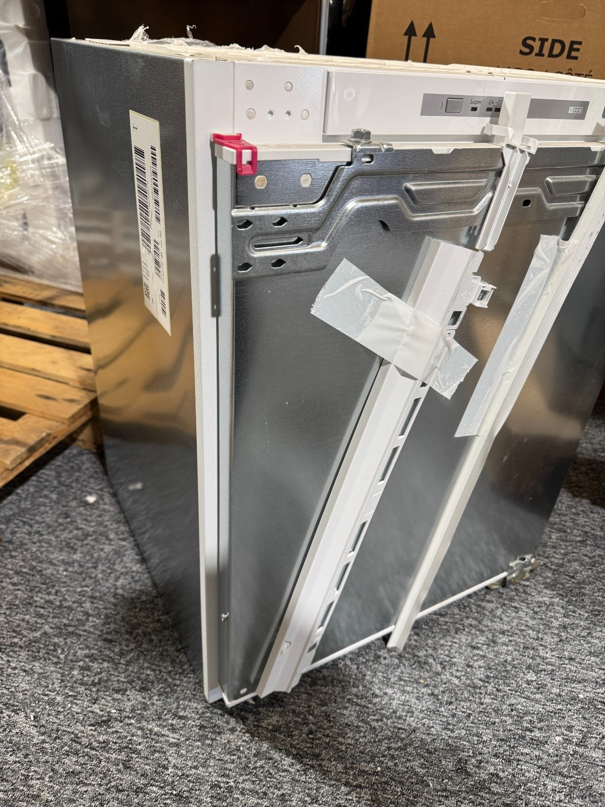 New Neff GI1113FE0 56 cm built in Integrated freezer BR4406