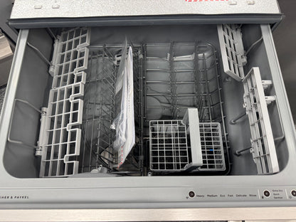 UNUSED Fisher & Paykel DD60DDFHX9 double drawer dishwasher silver BR2299