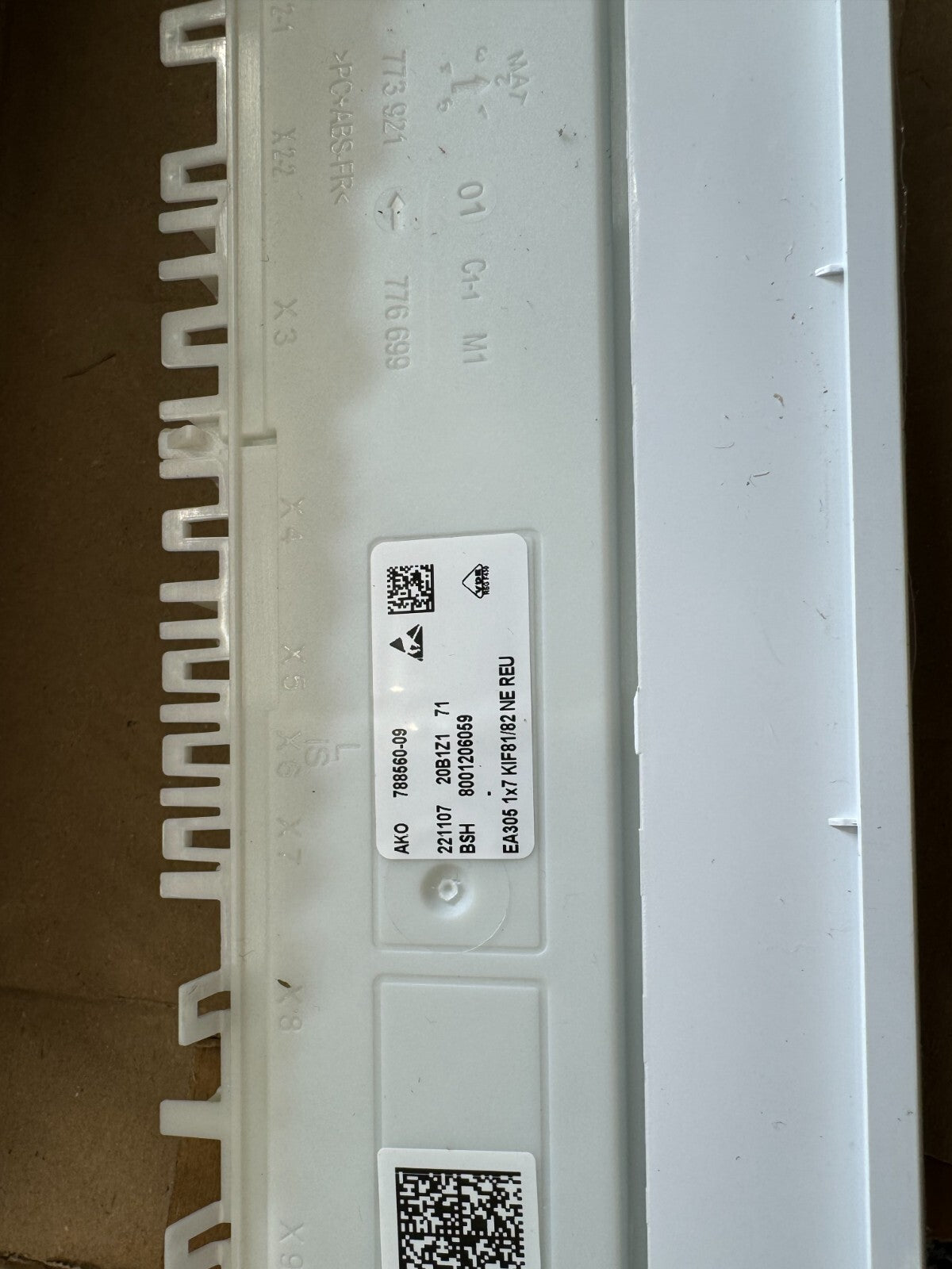 NEW Unused Neff 11047562 Part Control Module Panel for fridge