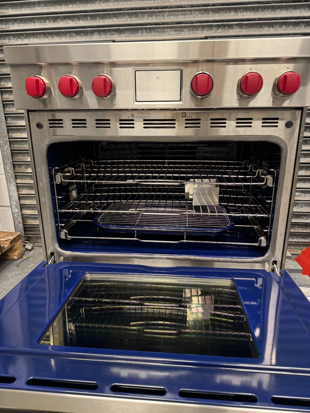 UNUSED Wolf ICBDF36450 36 inch dual fuel Range Cooker Oven Subzero BR4272