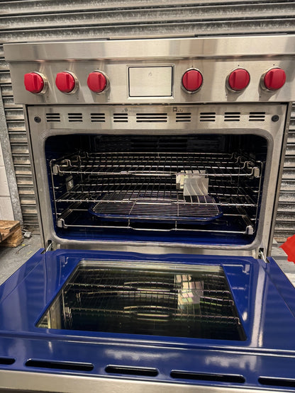 UNUSED Wolf ICBDF36450 36 inch dual fuel Range Cooker Oven Subzero BR4272