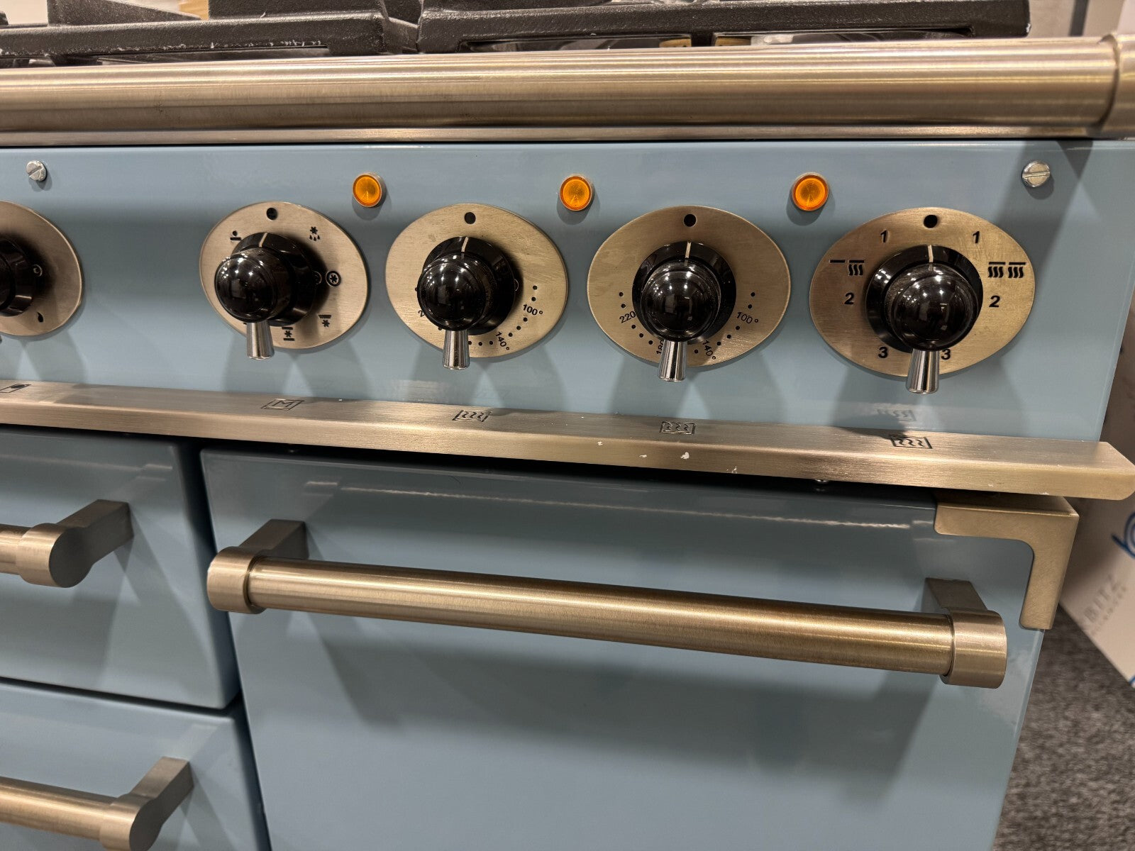 Ex Display Falcon Deluxe Dual Fual Range Cooker Oven F1000DXDFCA/NM blue BR2215