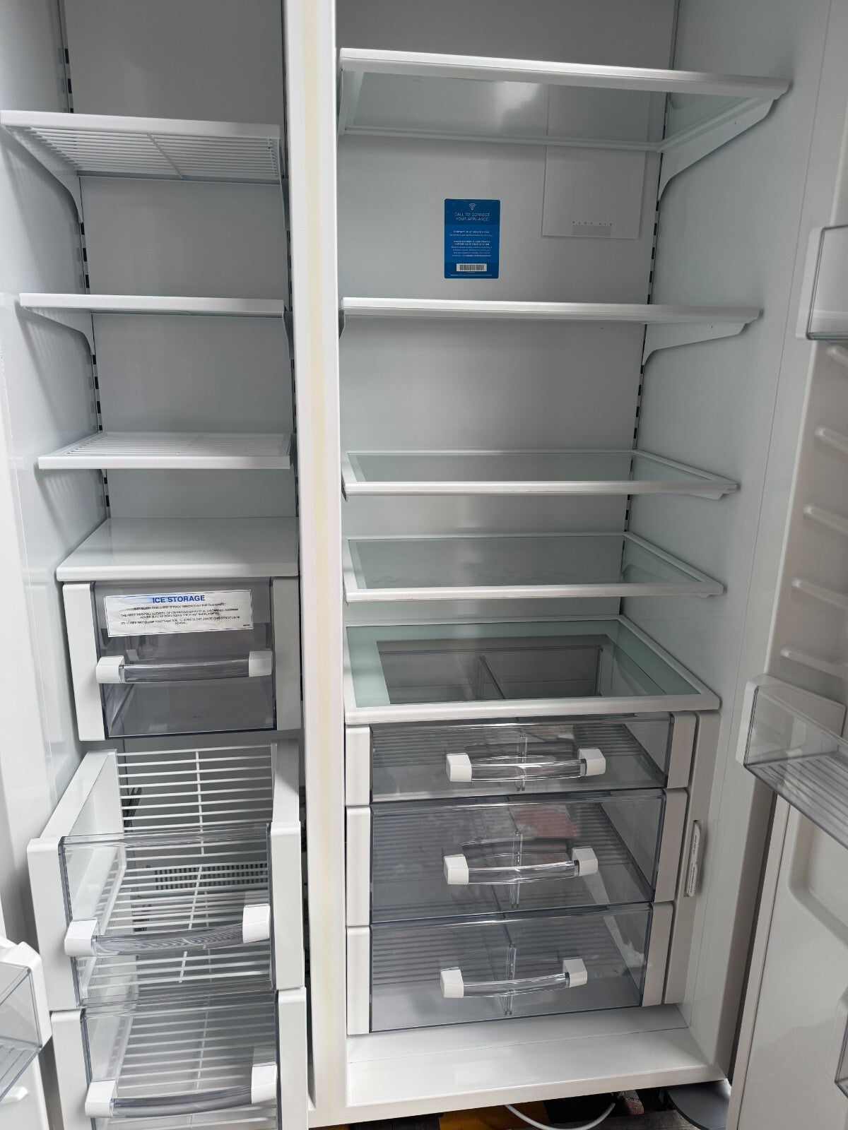 SubZero ICBBI-42S/S/TH Fridge Freezer 42inch side by side Sub Zero Wolf A42287