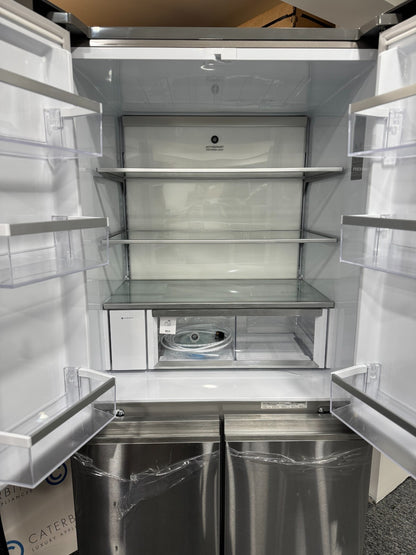 Fisher & Paykel RF500QNUVX1 Fridge Freezer Freestanding Refrigerator ICE BR683