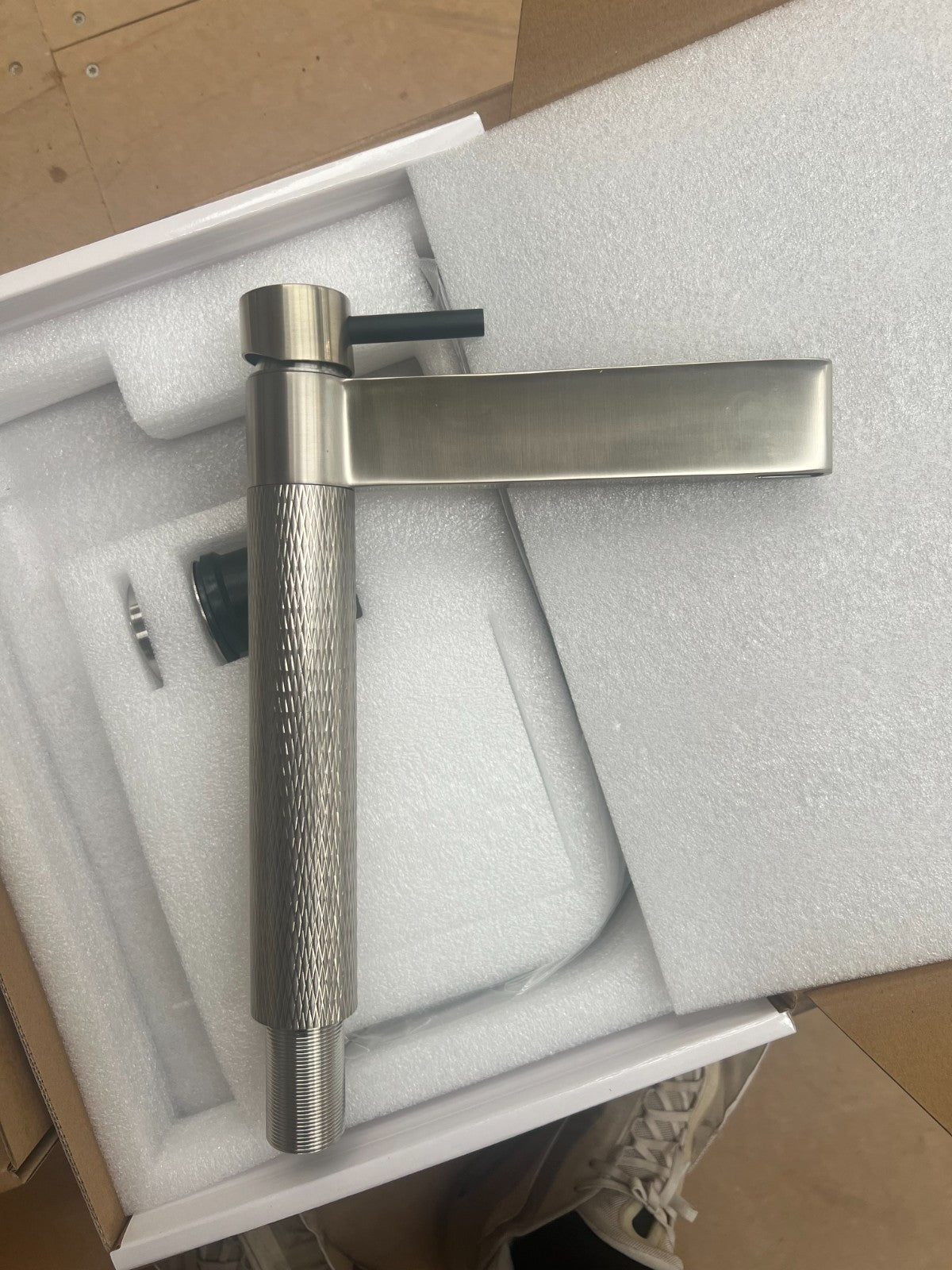 NEW STEEL Quilt Lever Kitchen Mixer tap Victoria plumbing tap factory AX4597