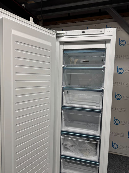 New Neff N90 GI7815NE0 Integrated No Frost Built in Column Freezer BR4163