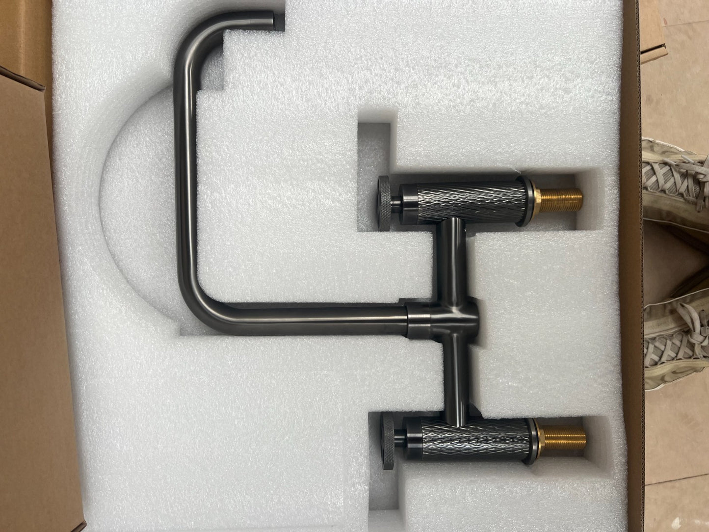 NEW GunMetal Quilt bridge Mixer tap Victoria plumbing tap factory AX4607