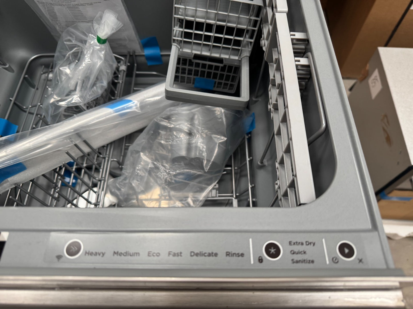NEW Unused Fisher & Paykel DD60ST4HNX9 Stainless Steel Dishwasher Drawer BR4630