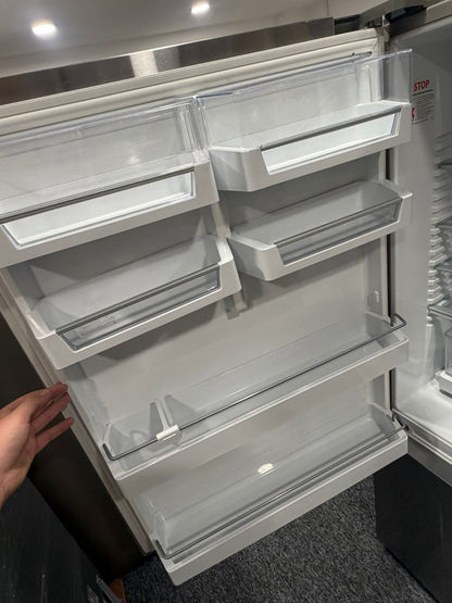 Ex Display Fisher & Paykel Fridge Freezer RF522BLXFD5 LEFT hand hinged BR4661
