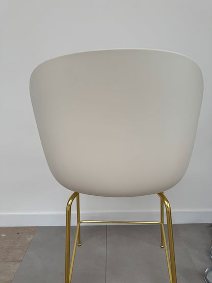Ex Display GUBI stool BEETLE COUNTER  bar CHAIR with brass base white AX012