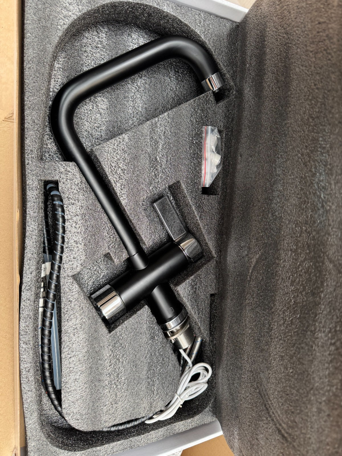 NEW Tap Factory Carysil Quilt Boiling Hot water Tap 4 n 1 twist AX4483 Black
