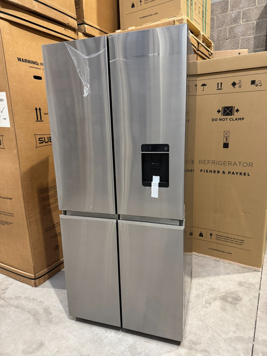 UNUSED Fisher & Paykel RF500QNUB1 Quad Door Fridge Freezer Freestanding BR4209