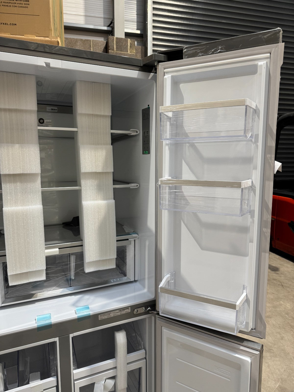 UNUSED Fisher & Paykel RF500QNUB1 Quad Door Fridge Freezer Freestanding BR4209