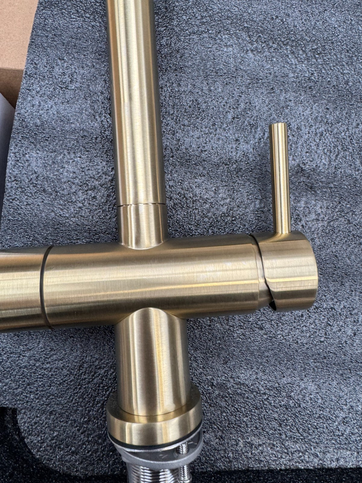 NEW Tap Factory Carysil Milla Boiling Hot water Tap 4 n 1 twist AX4484  Brass