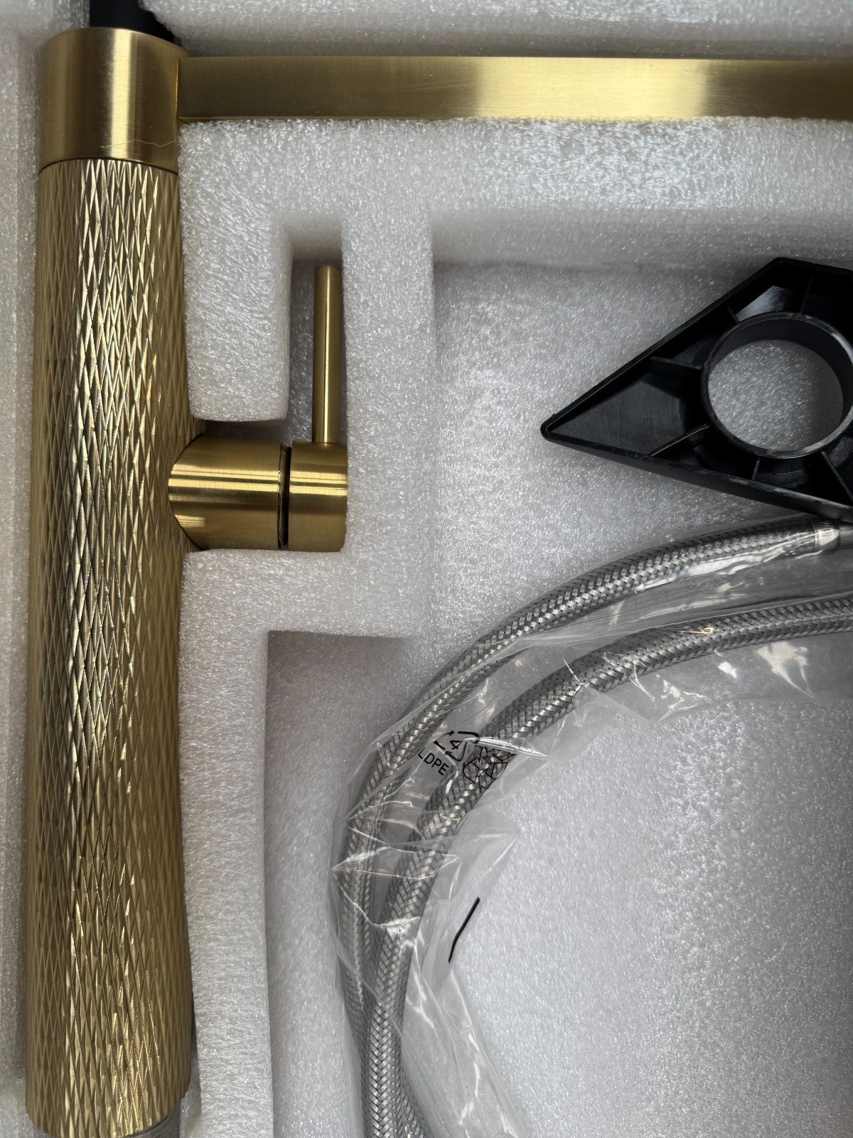 NEW Tap Factory Quilt Tube Brass EQSPRAYBR-BLK Kitchen Tap Filter black AX4500