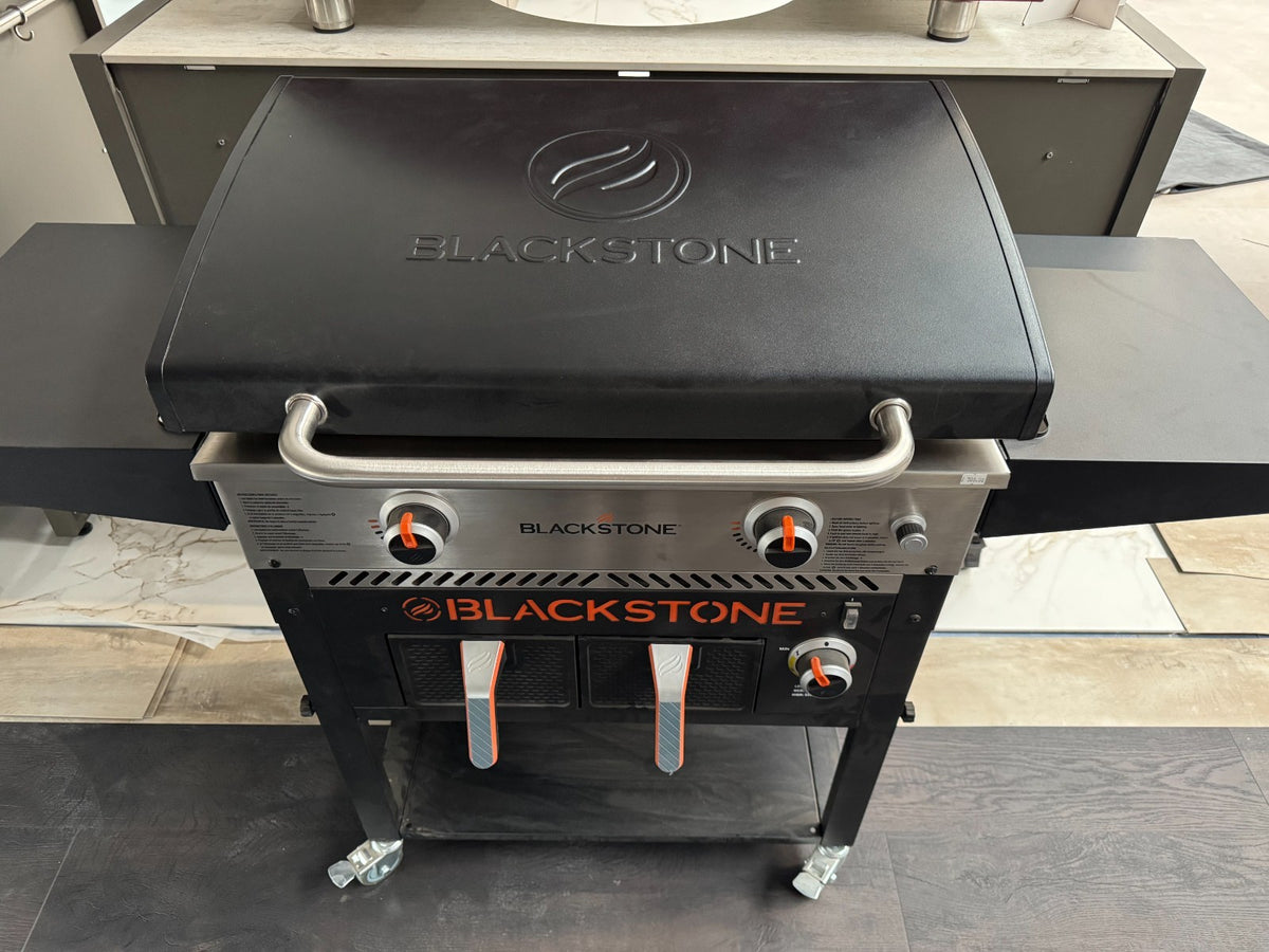 New Blackstone 257-1785DK Griddle Plus 28" Air Fryer Combo Griddle UNUSED BBQ