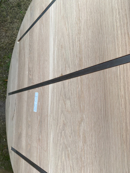 Luxury Designer Oak Island Kitchen Table top work surface Tom Howley no 2