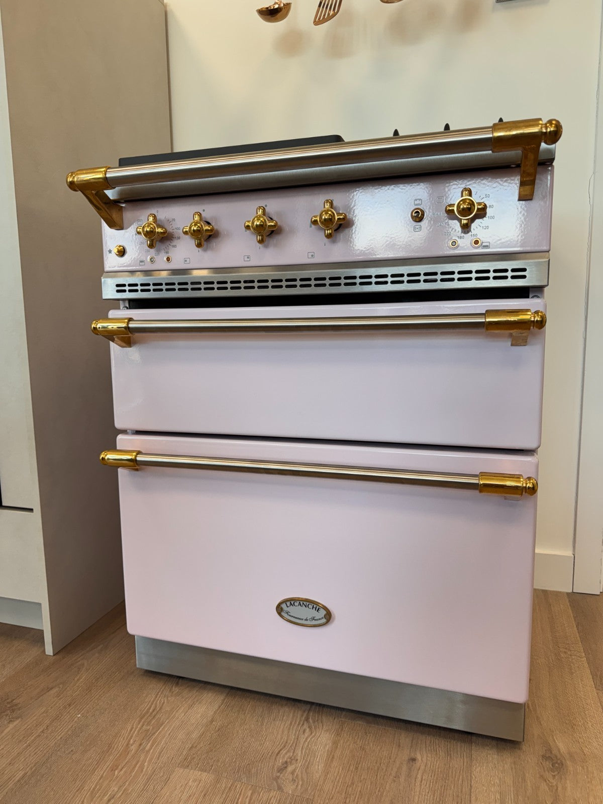 Ex Display Lacanche Range Cooker Oven 70cm Rully Pink & Brass UNUSED