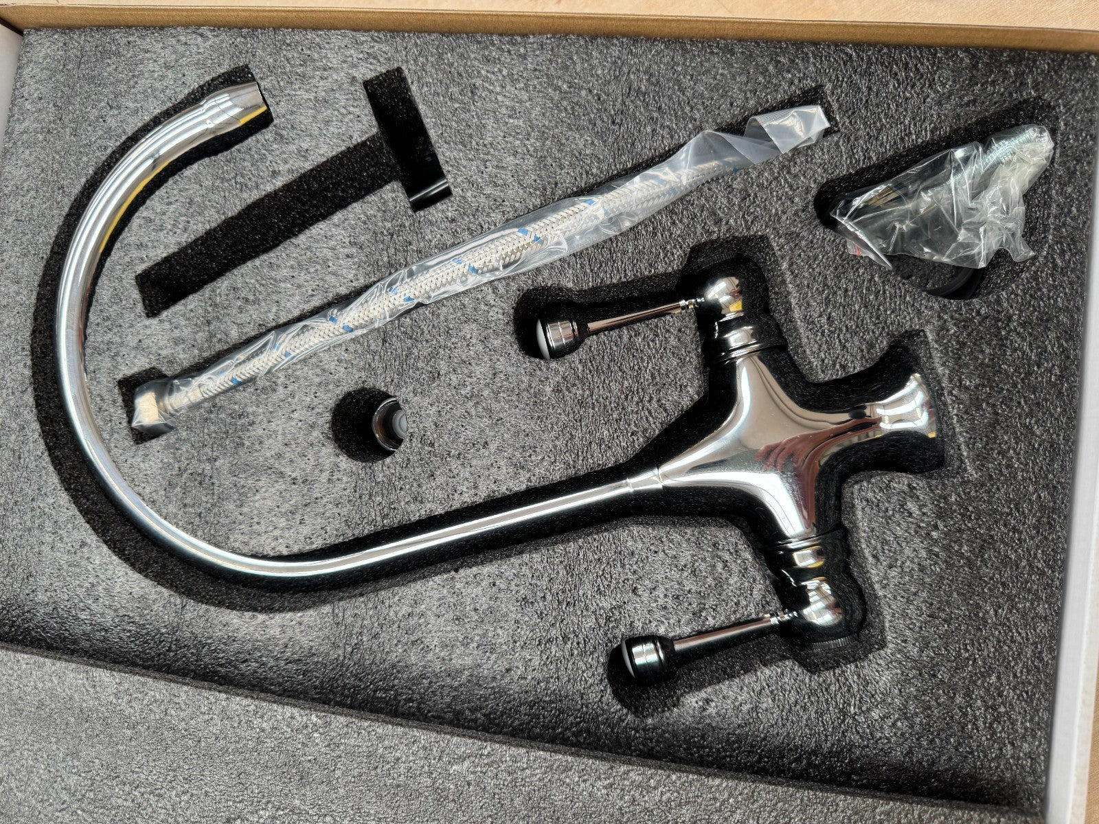 NEW CHROME  Twin Lever round Mixer Carysil Victoria plumbing tap factory AX4586