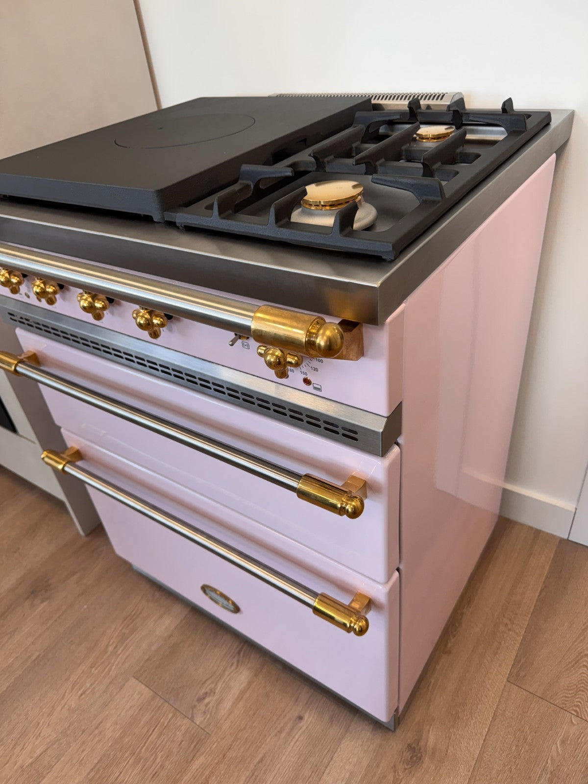 Ex Display Lacanche Range Cooker Oven 70cm Rully Pink & Brass UNUSED