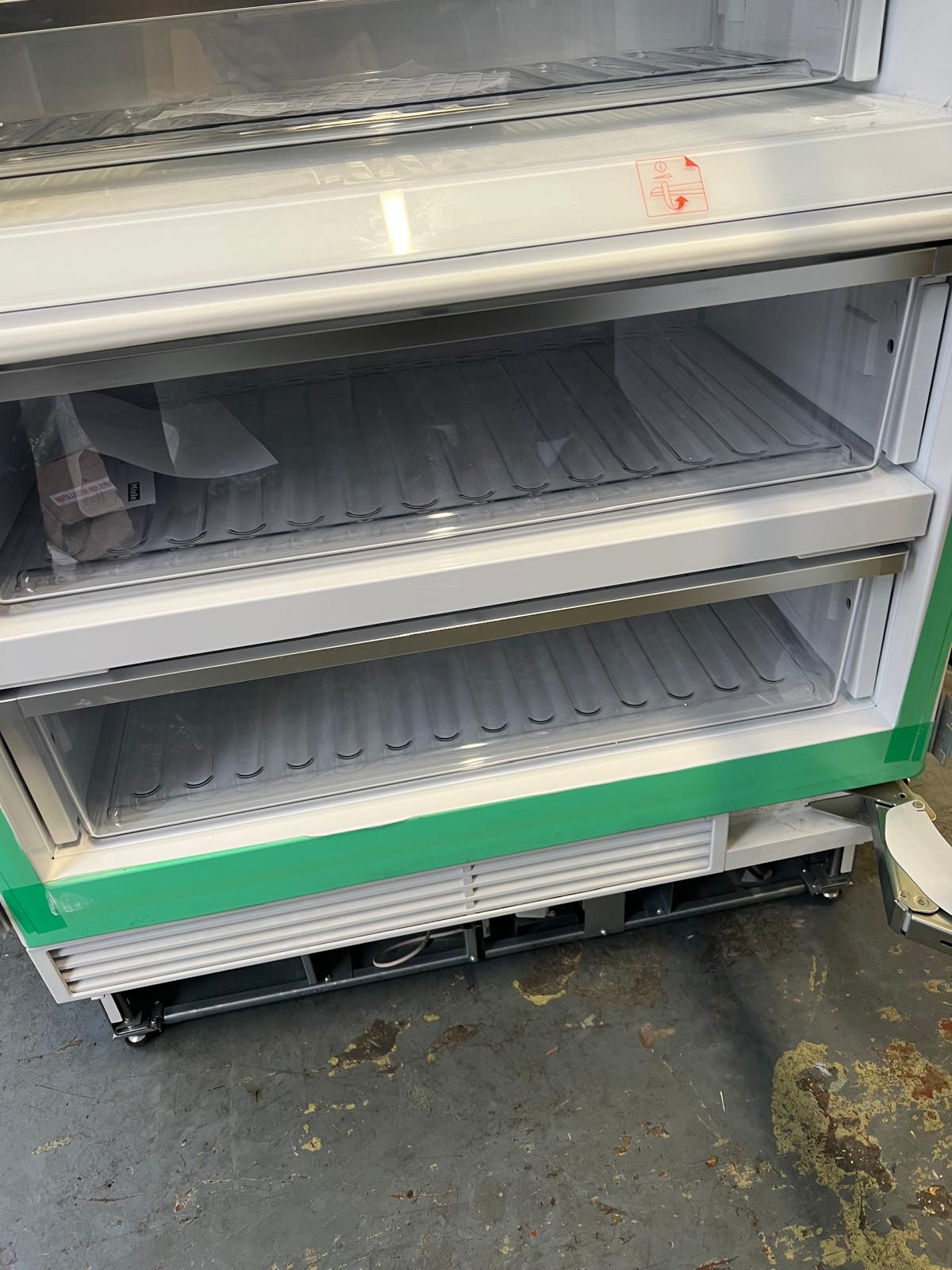 UNUSED Miele K 1901 VI 90cm Integrated Fridge BR4105