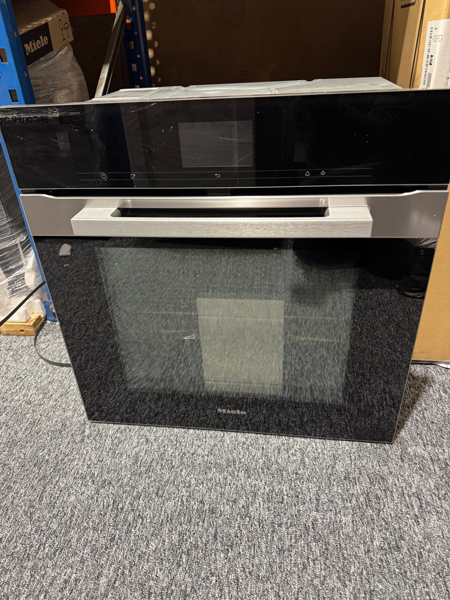 New Miele H 7660 BP Built in Wall Oven Cooker clean steel BR2390