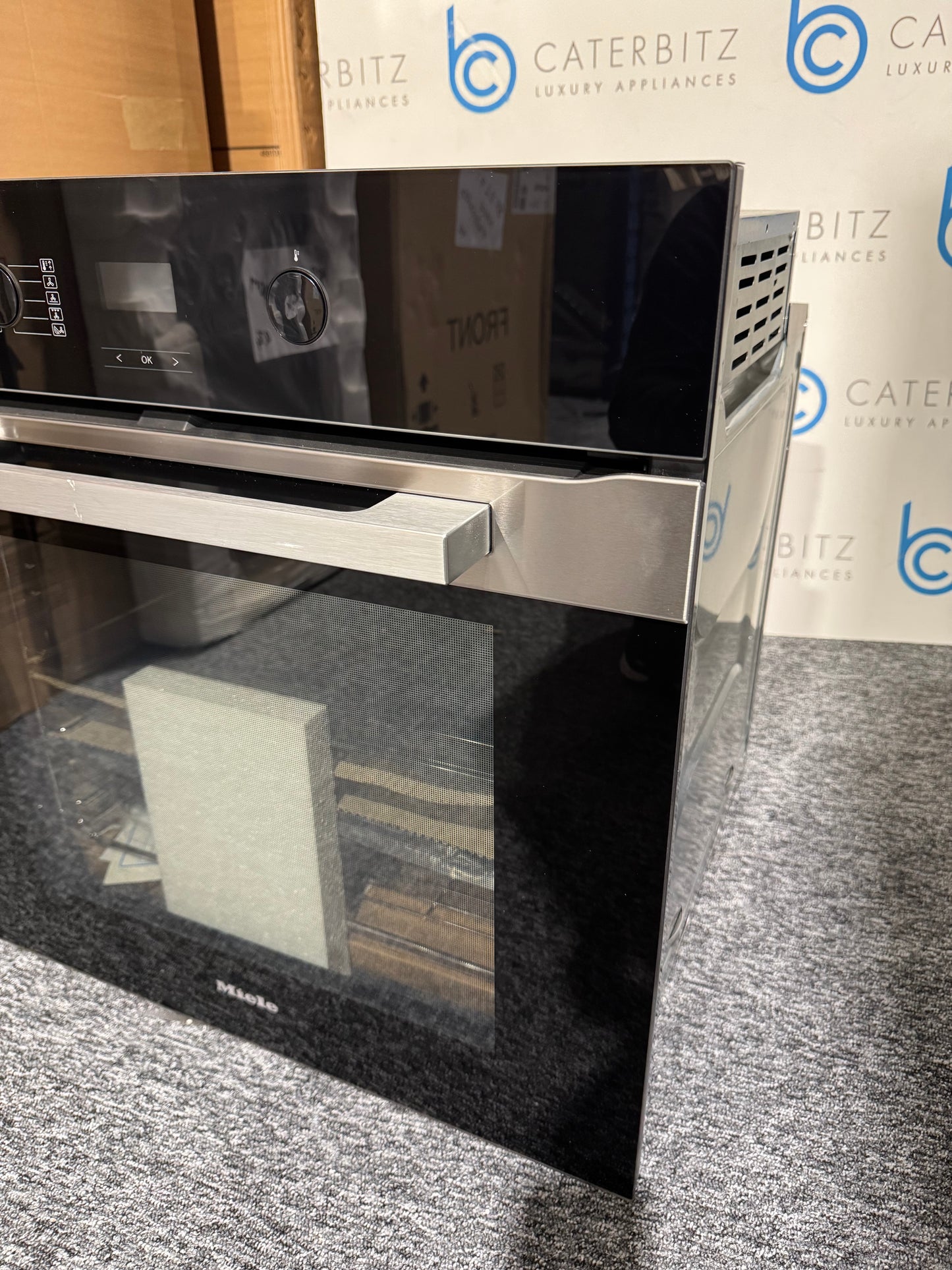 New Miele H 2860 BP Built in wall Oven Cooker BR2394