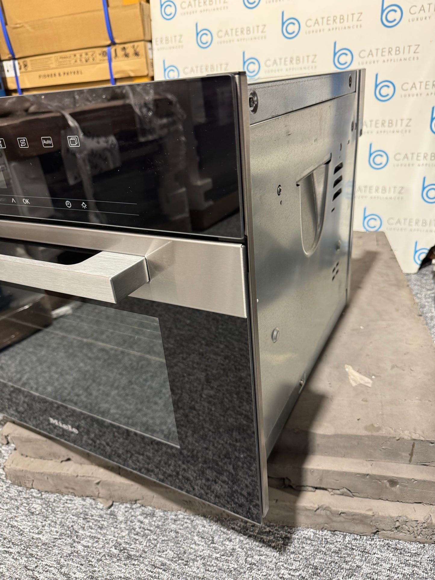 New Miele DGC 7440 Built In Combi Steam Oven Cooker clean steel BR2401