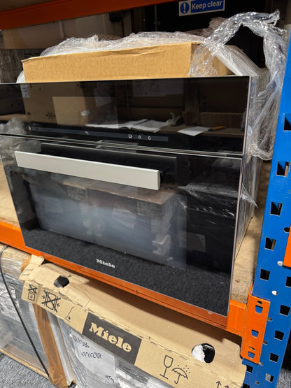 New Miele DGC 6805 Steam Combi Built In wall oven cooker BR2402