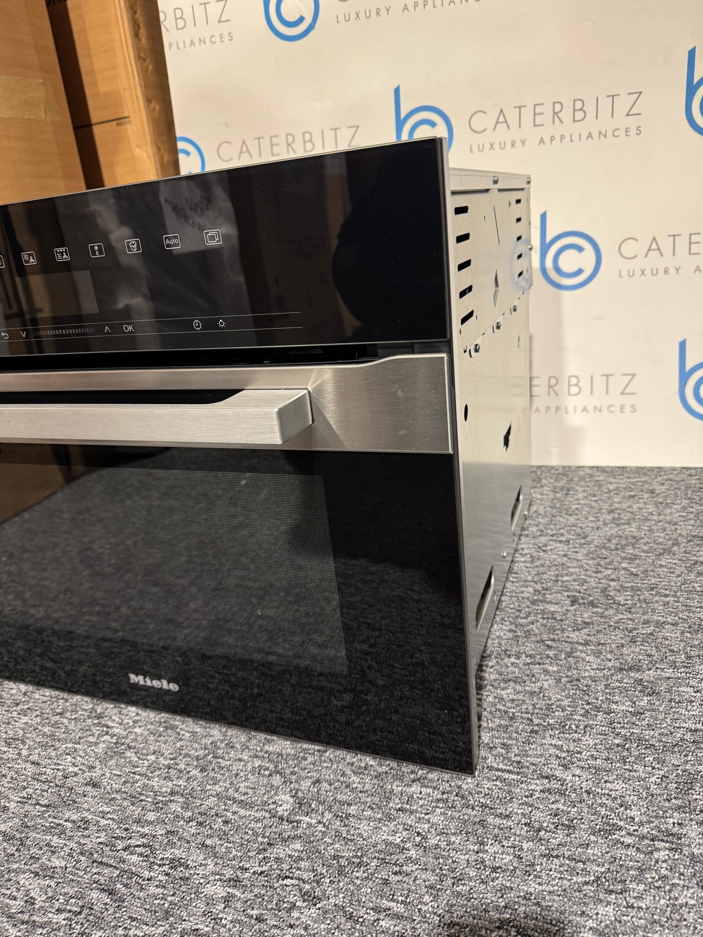 New Miele H 7440 BM Combi Oven cooker Damaged clean steel BR2403