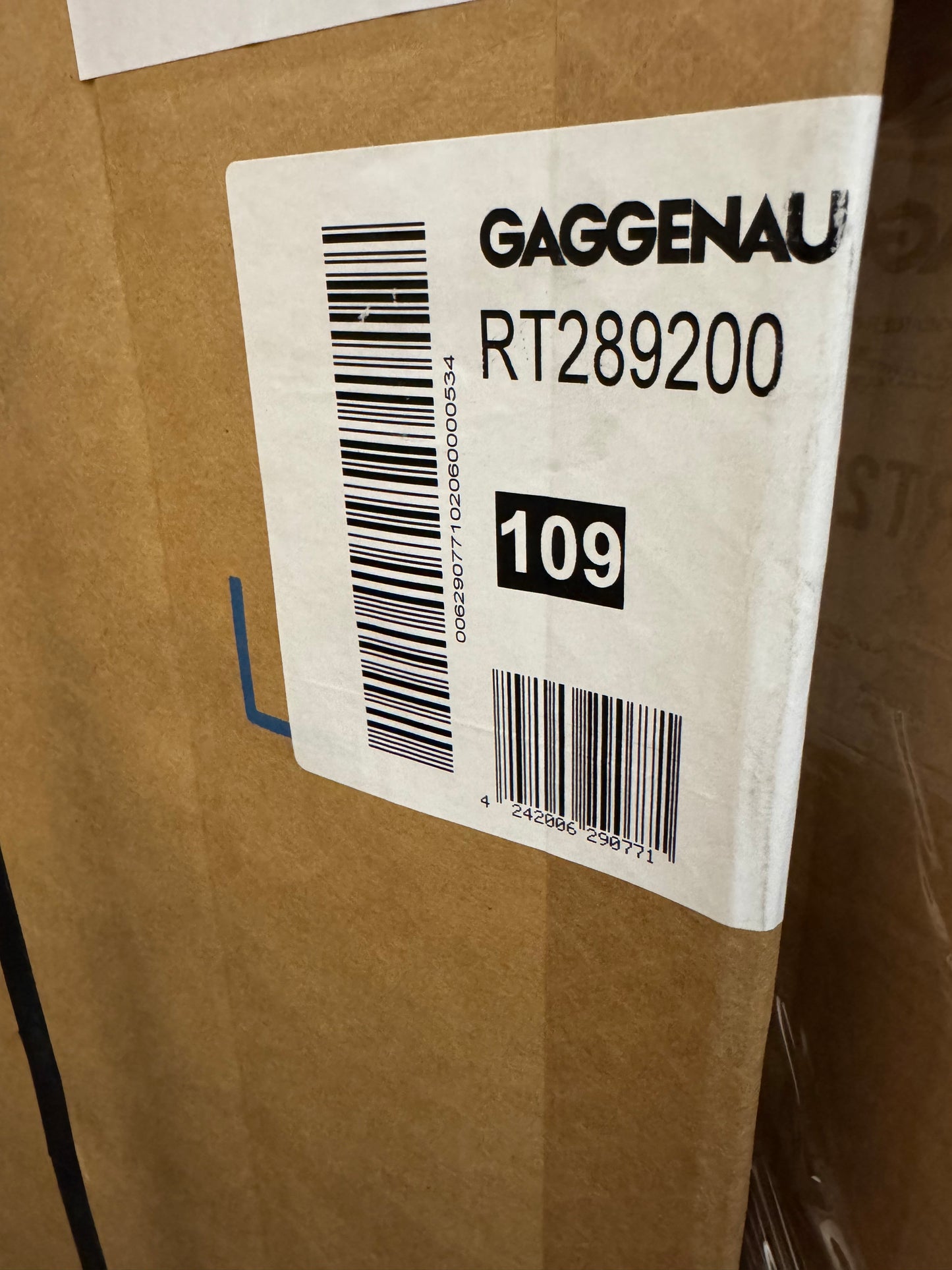 New Gaggenau RT289200 Integrated Fridge with freezer section BR2407