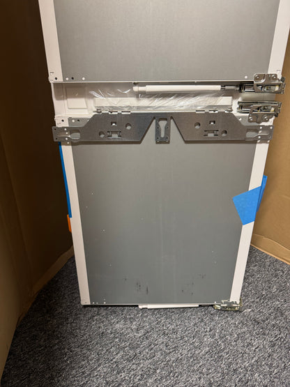 New Miele KFN 7764 D Integrated Fridge Freezer Damaged BR2408