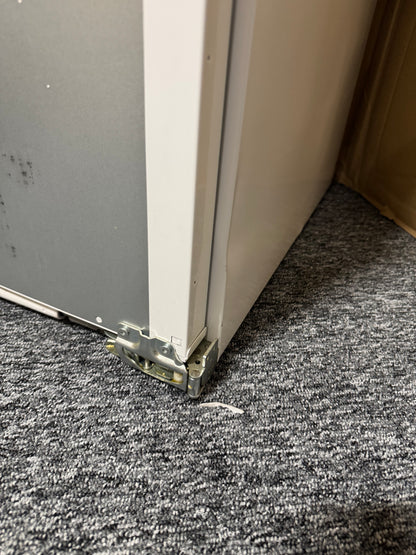 New Miele KFN 7764 D Integrated Fridge Freezer Damaged BR2408