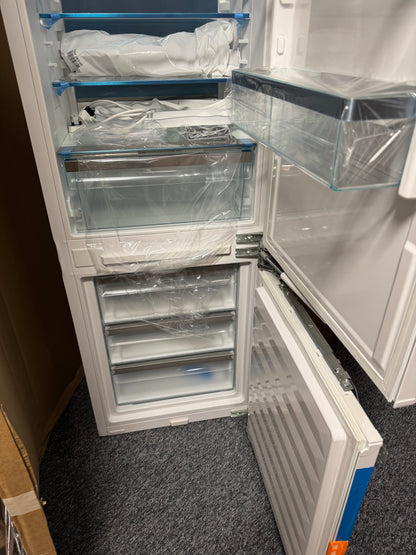 New Miele KFN 7764 D Integrated Fridge Freezer Damaged BR2408