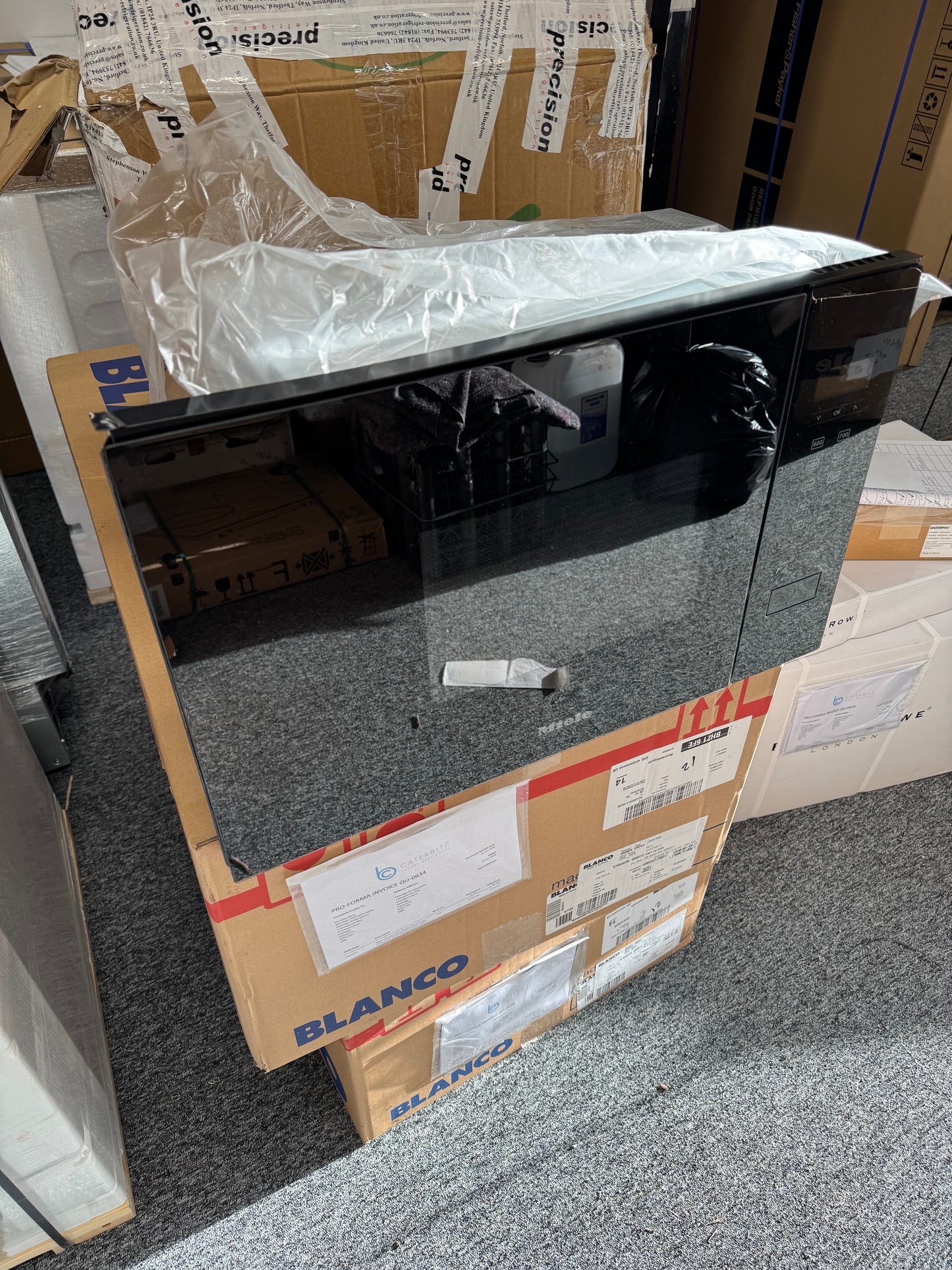 NEW Miele M 2234 SC Built In Microwave Oven appliance BR4144