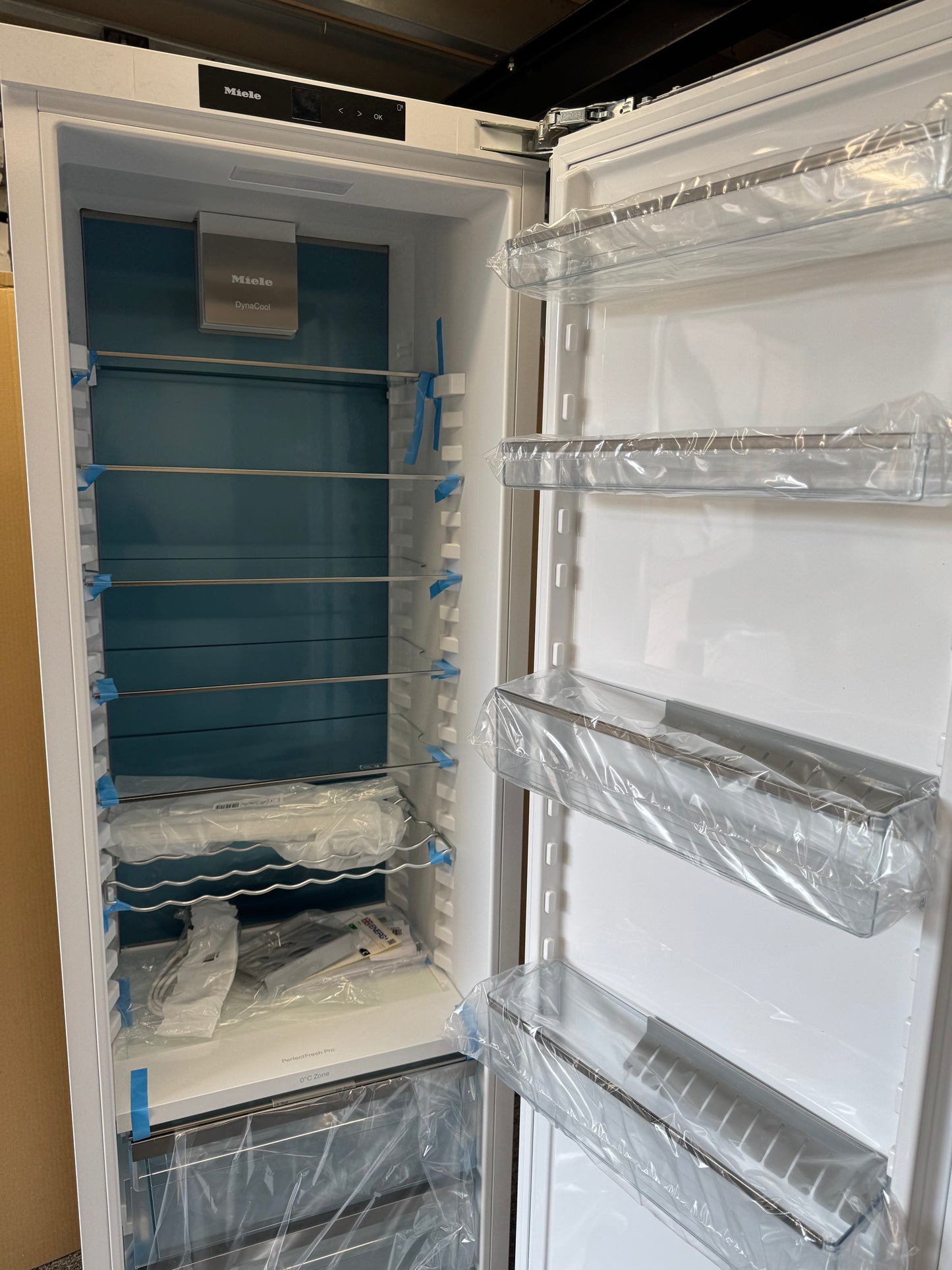 New Miele K 7747 C Built in Column Larder Fridge Integrated BR4257